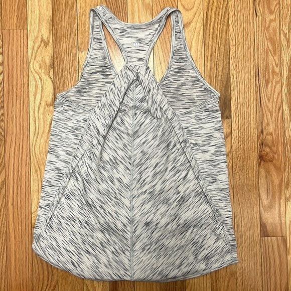 Lululemon‎ Essential Tank 6 Tiger Space Dye White - Picture 1 of 2